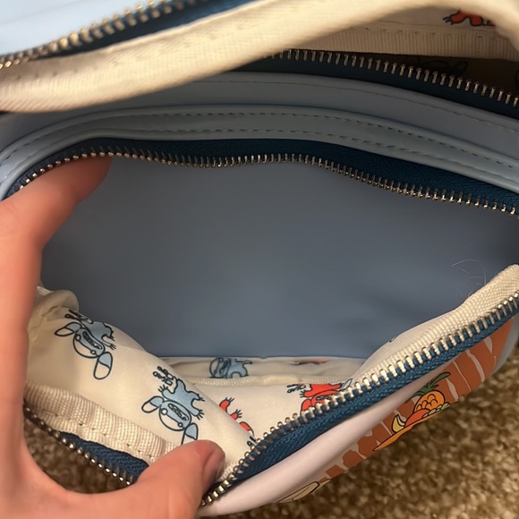 NWOT Lilo and Stitch Loungefly Fanny Pack - Picture 3 of 6